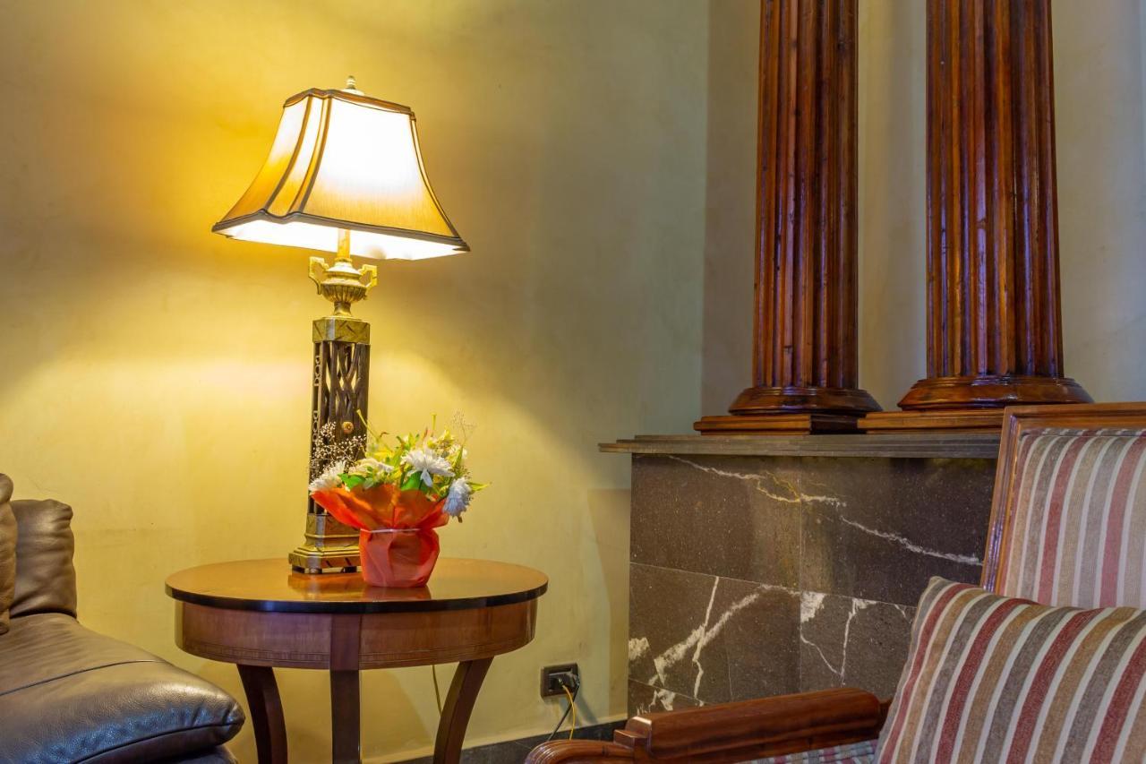 Chagall Hotel